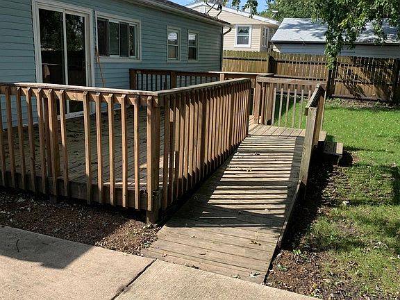 4th image of 741 Tinley Dr