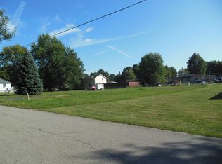 707 W Tower St, Pierceton, IN