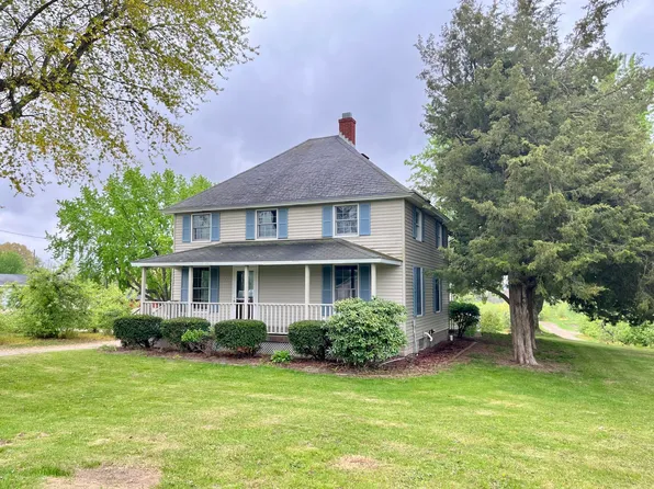 6808 Territorial Rd, Benton Harbor, MI 49022