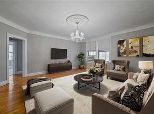 26 Pondfield Rd W #4F, Bronxville, NY 10708