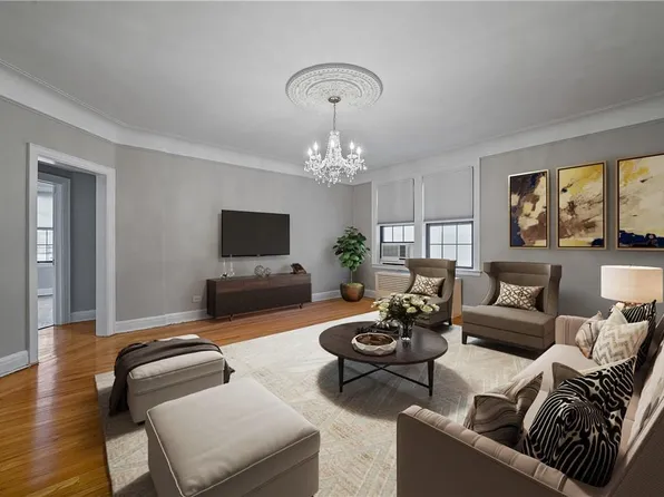 26 Pondfield Rd W 4F, Bronxville, NY 10708