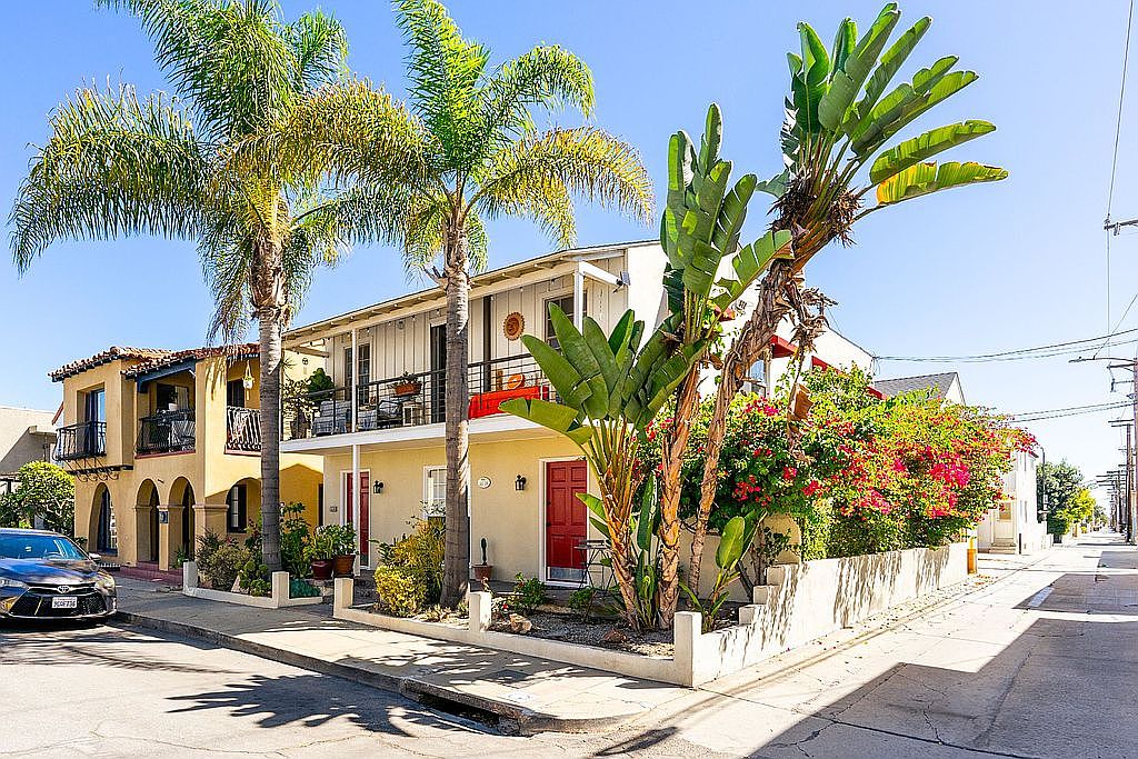 22 Ximeno Ave, Long Beach, CA 90803 Zillow
