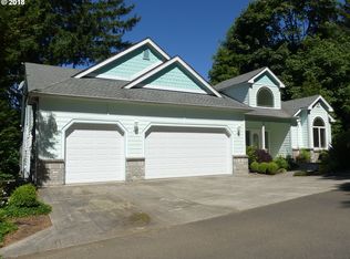 3897 Ocean View Dr, Florence, OR 97439