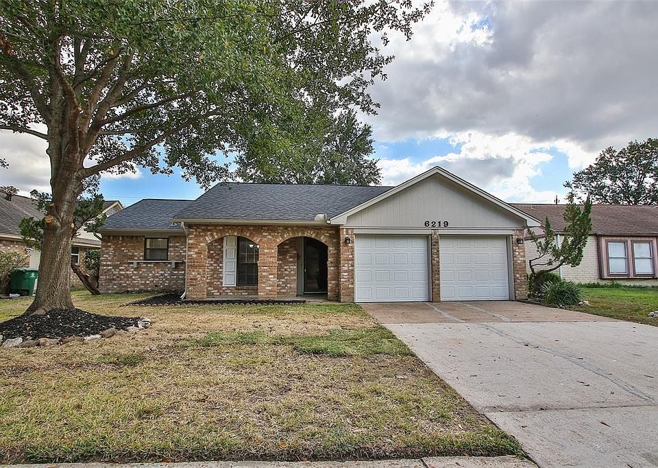 1st image of 6219 Brown Bark Dr