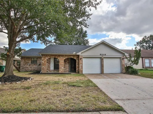 6219 Brown Bark Dr, Houston, TX 77092