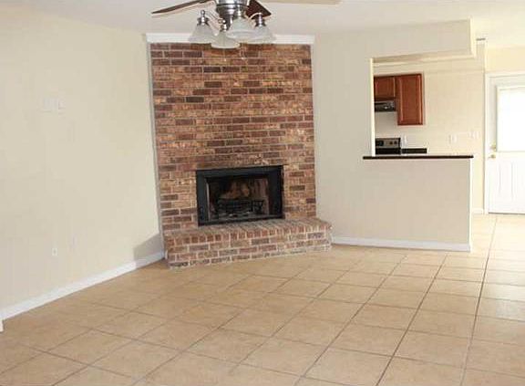 3rd image of 6100 Curran Blvd