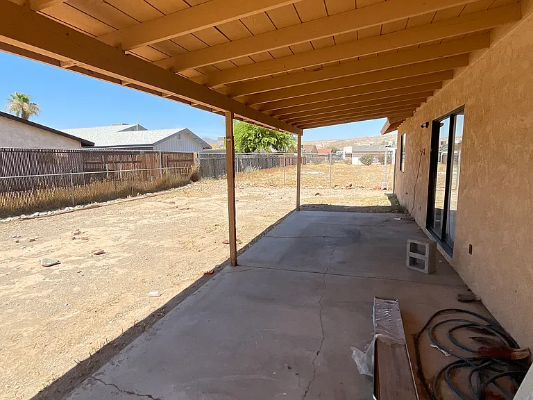 341 Anna Cir — Photo 18