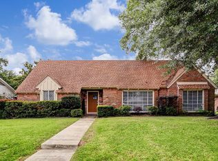 3547 Woodvalley Dr, Houston, TX 77025