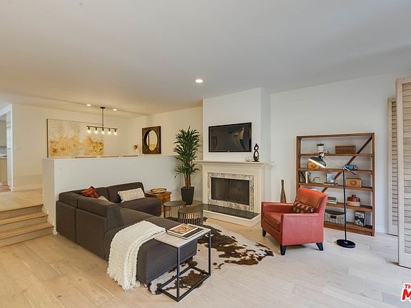 2nd image of 2630 11th St Unit 2