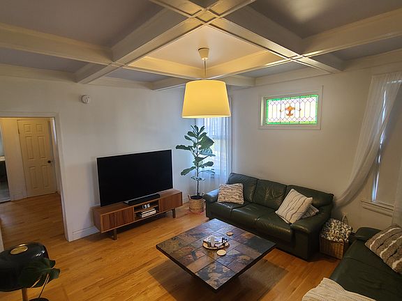 5th image of 148 Washington St #C