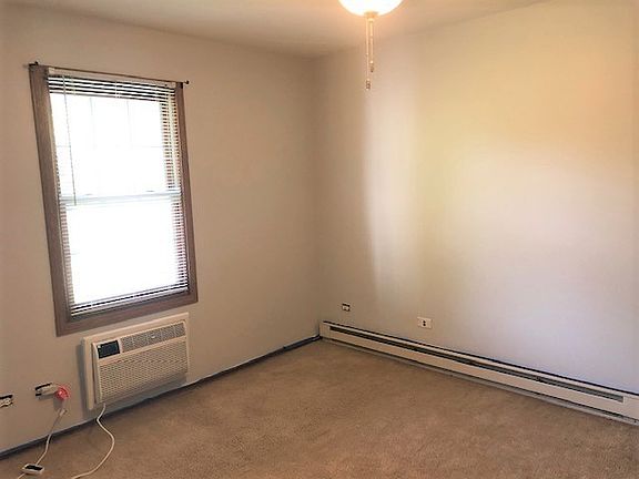 4th image of 531 Leah Ln #2C