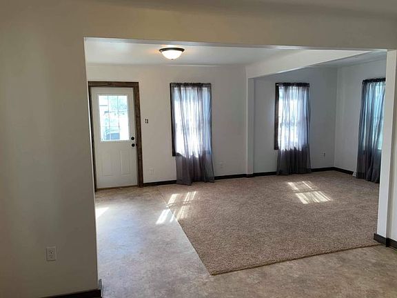 2nd image of 76 W Lorraine St