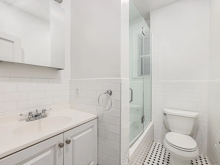 25 W 64th St #1C — Photo 5