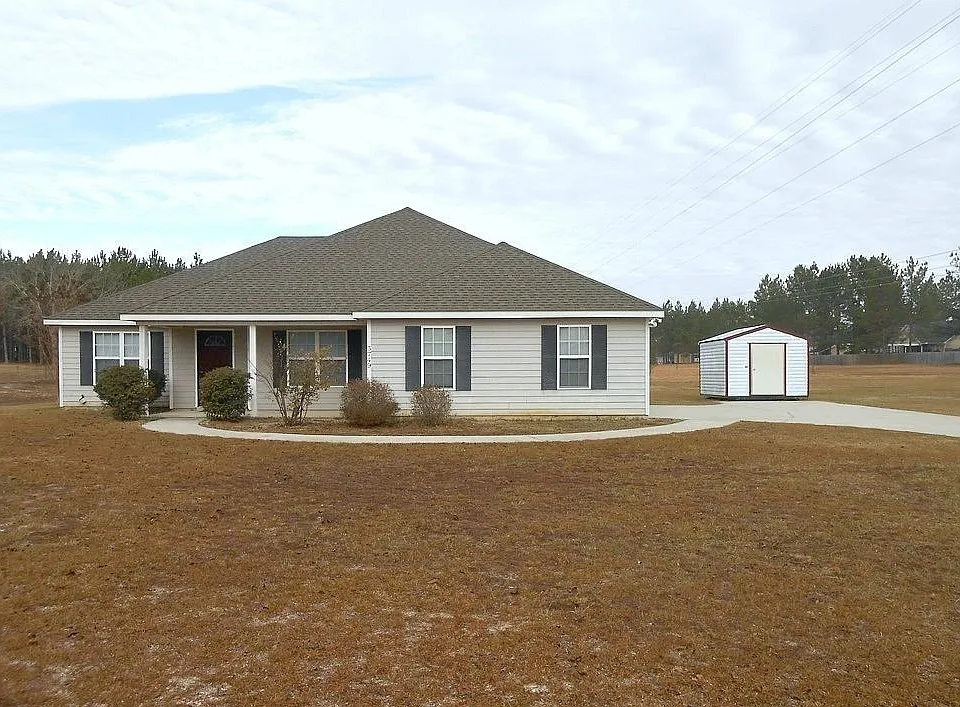 3749 Old Pine Rd