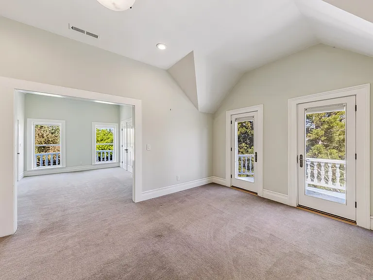 1049 Dressler Ln — Photo 26