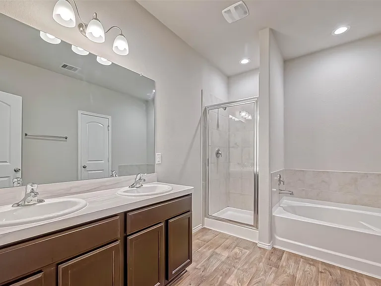 14122 Silver Falls Ct — Photo 27