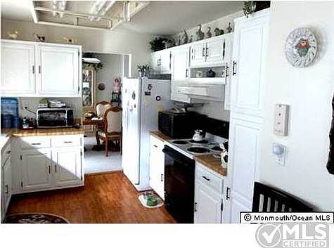5th image of 627A Stamford Ct