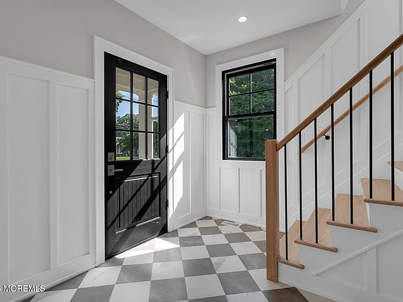 3rd image of 121 Black Point Road