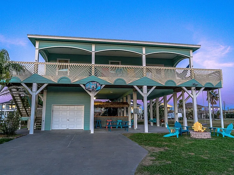 986 Bahama Dr — Photo 5