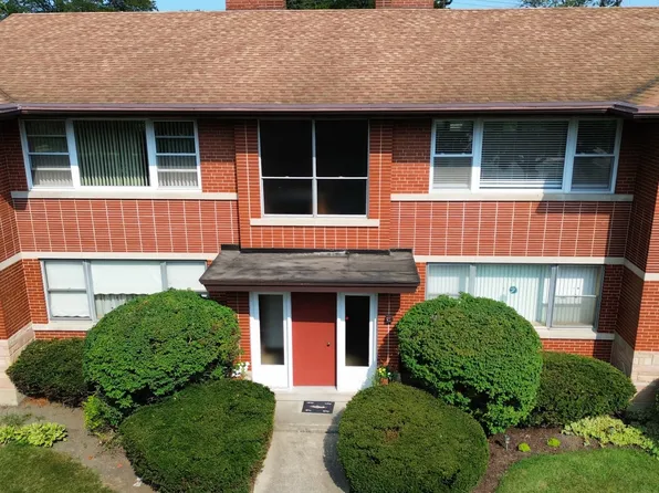 1331 Balmoral Ave APT 2S, Westchester, IL 60154