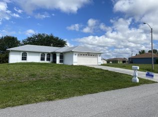 1820 NE 19th Pl, Cape Coral, FL 33909