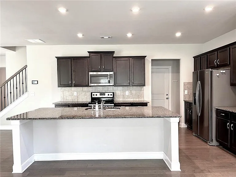 3685 Morgan Rd — Photo 8