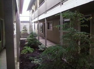 1190 S A St APT 4, Springfield, OR 97477