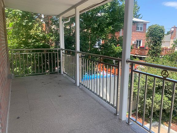 4th image of 846 Wilcox Ave