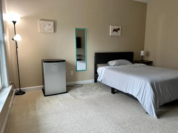 323 Fox Hill Rd, Hampton, VA