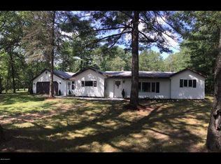 22750 W Howard City Edmore Rd, Howard City, MI 49329