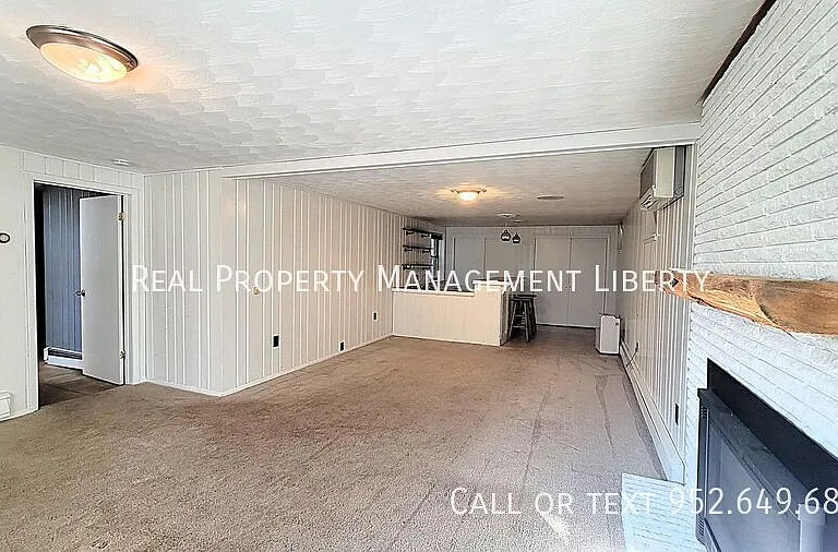 1021 Fremont St — Photo 11