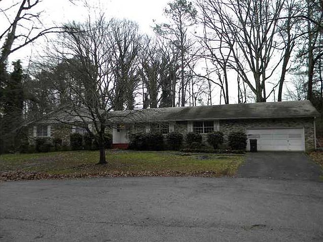 1st image of 4315 Evergreen Dr