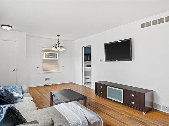 4th image of 3905 N 93rd STREET