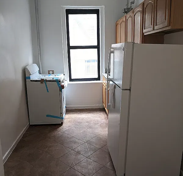 975 Sherman Ave #55S — Photo 3