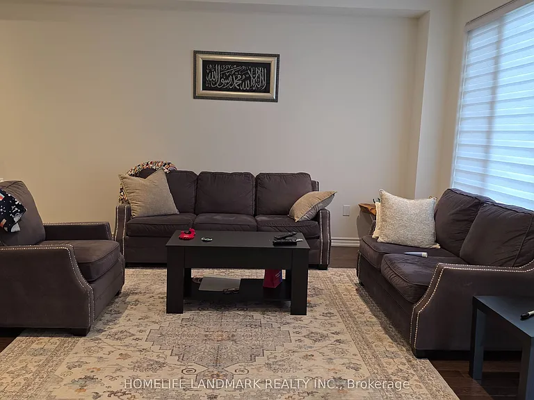 67 Laing Dr — Photo 6