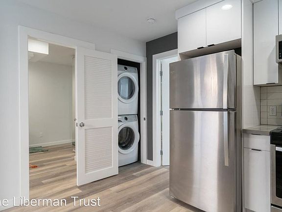 3rd image of 1006 W Kensington Rd #11293182