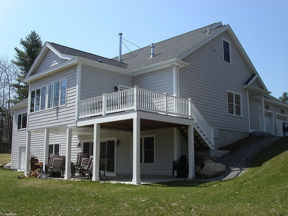 Luxury Excexutive home on 6 acres