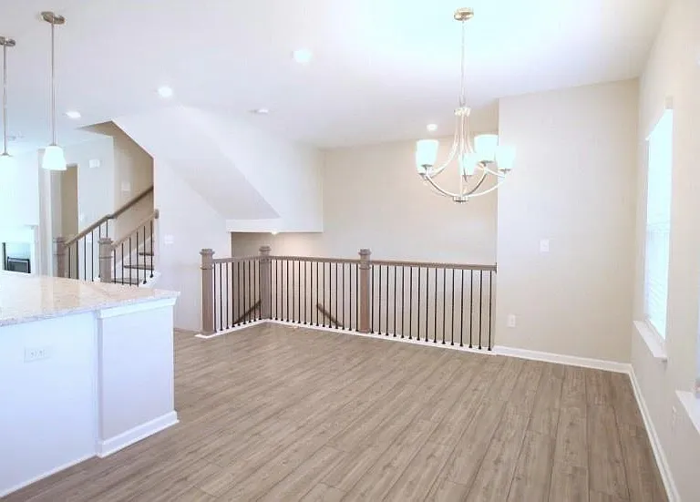 2237 Pink Hawthorn Dr — Photo 5