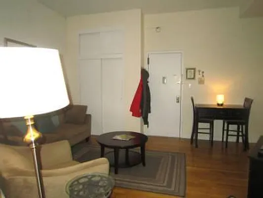 Rented by Immac Realty | media 35