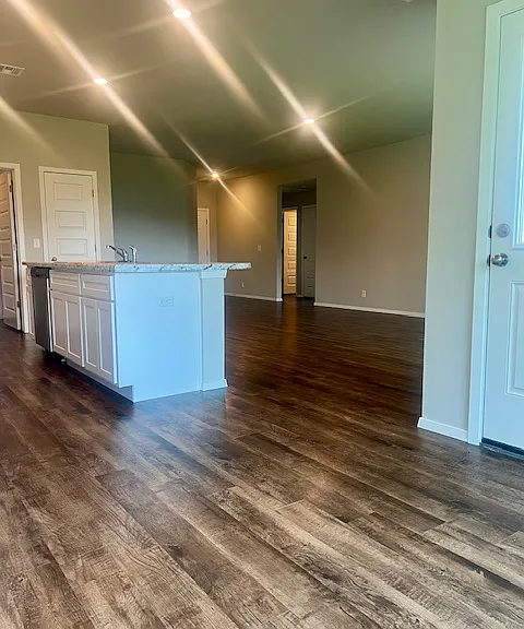1205 W Tucson Rd — Photo 8