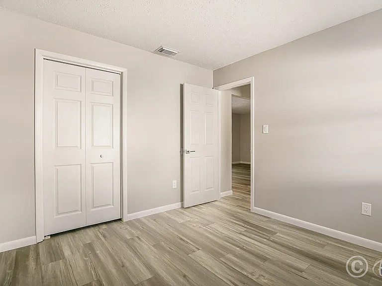 423 Van Reed Manor Dr — Photo 12