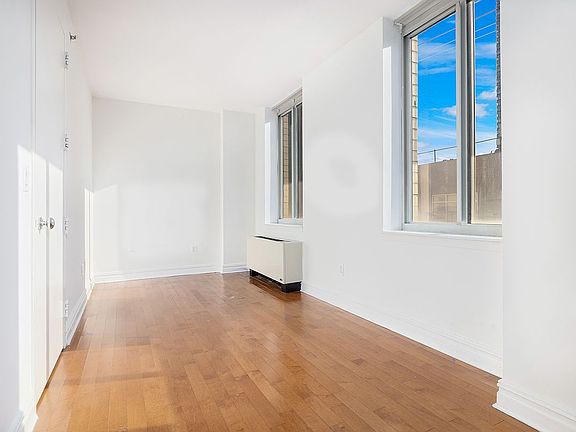 3rd image of 401 E 60th St APT 7N