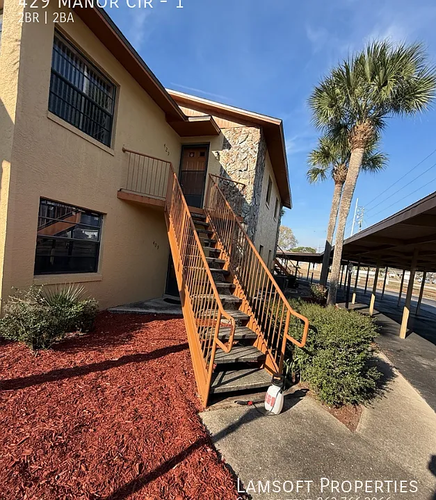 429 Manor Cir #1