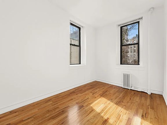 4th image of 149 Sullivan St APT 2B