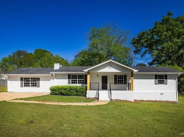 2523 Parkwood Dr, Cottondale, AL 35453