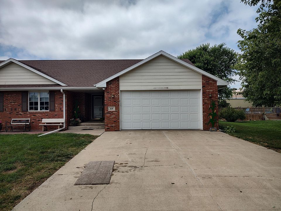 619 Brown St, Sloan, IA 51055 MLS 231129 Zillow