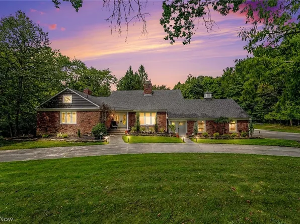 16455 Egbert Rd, Walton Hills, OH 44146