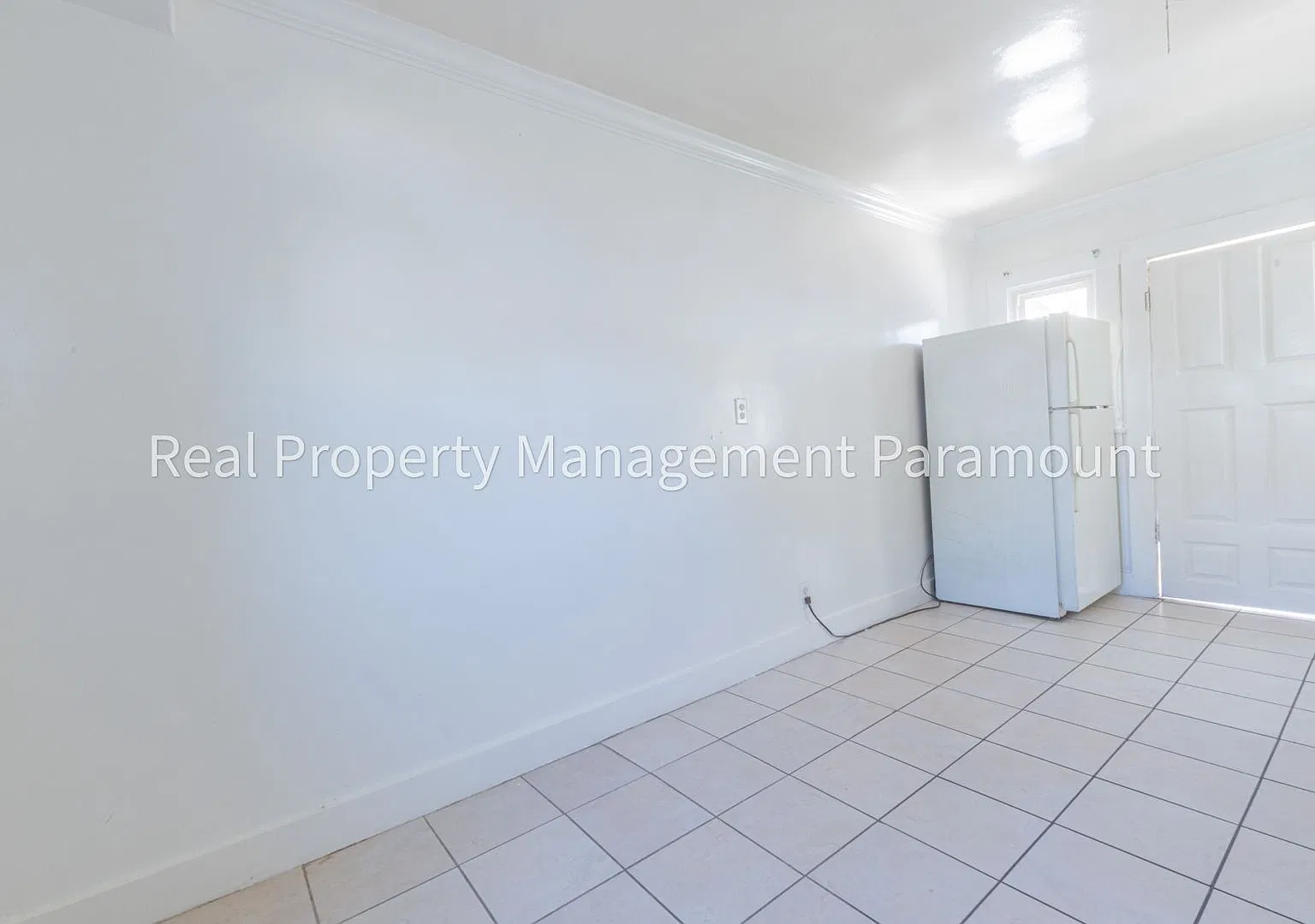 Beautiful Studio Apartment in Los Angeles! — Photo 4