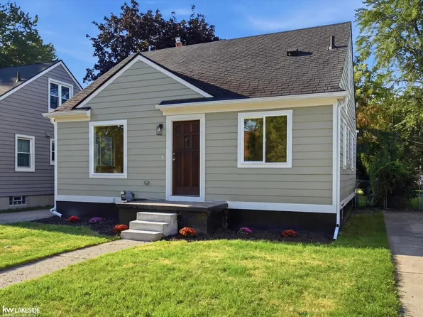 17800 Wexford St, Roseville, MI 48066