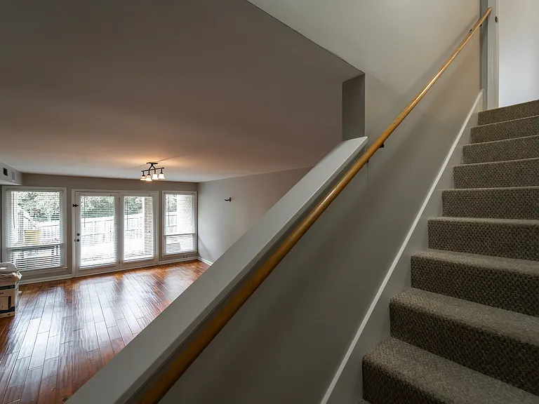 201 Trotwood Mews — Photo 35